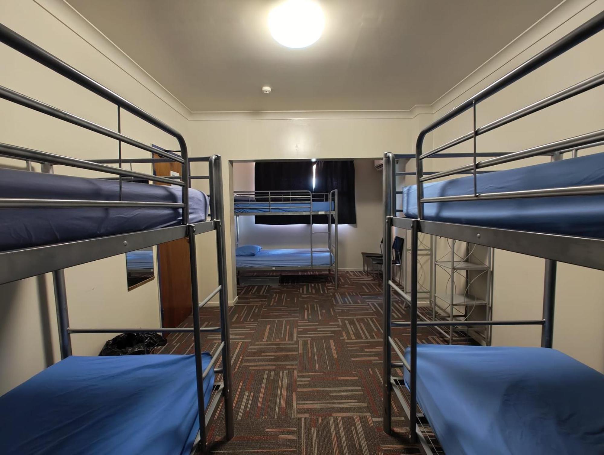 City Backpackers Hq Брисбен Экстерьер фото